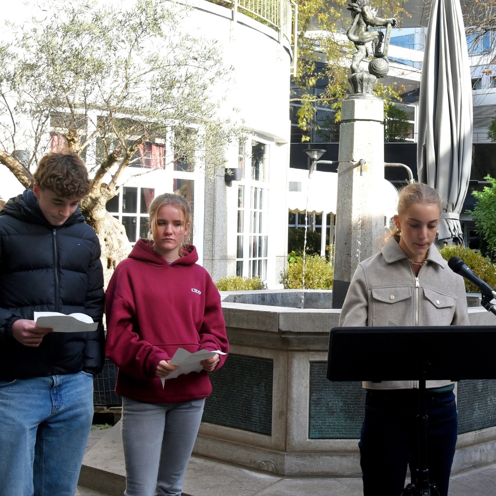 Mehr über den Artikel erfahren Gedenkstunde am Löwenbrunnen am 10. November 2025